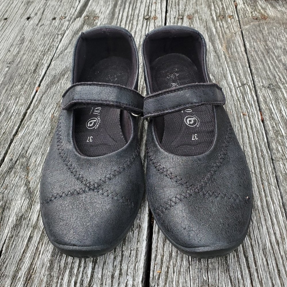 Vegan Arcopedico Mary Jane 6.5 BLACK